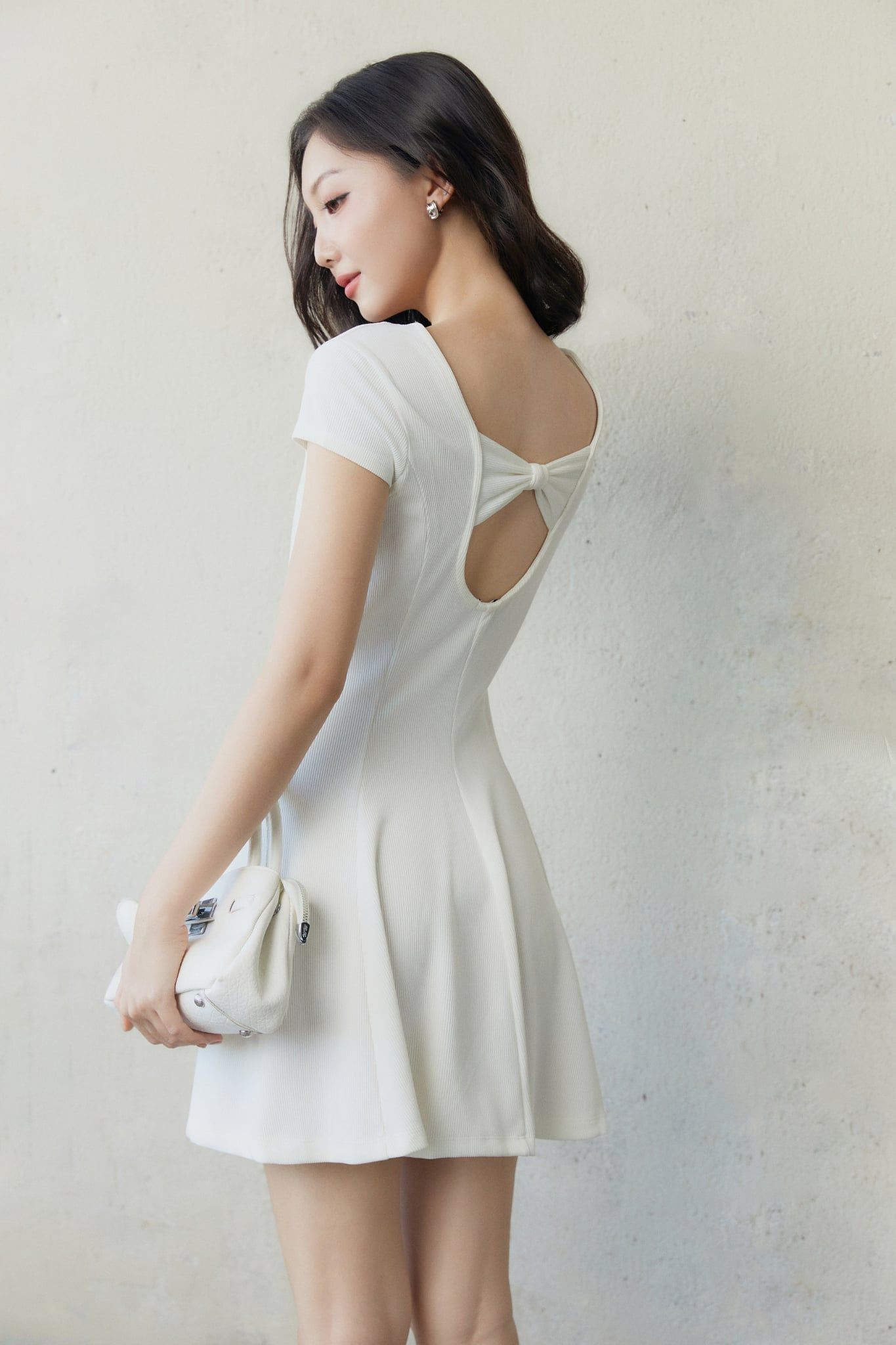 Đầm Ngắn Alora Ribbon Dress