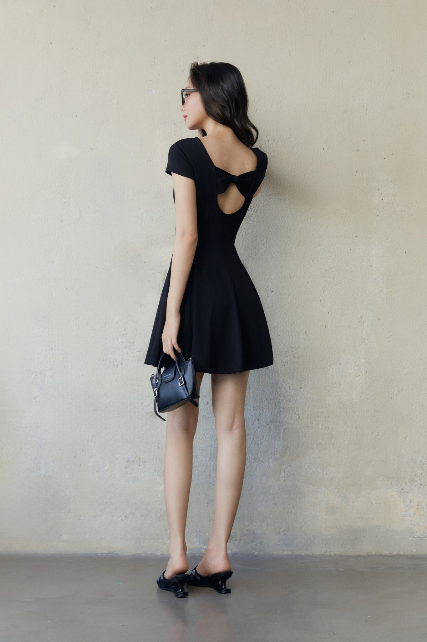Đầm Ngắn Alora Ribbon Dress