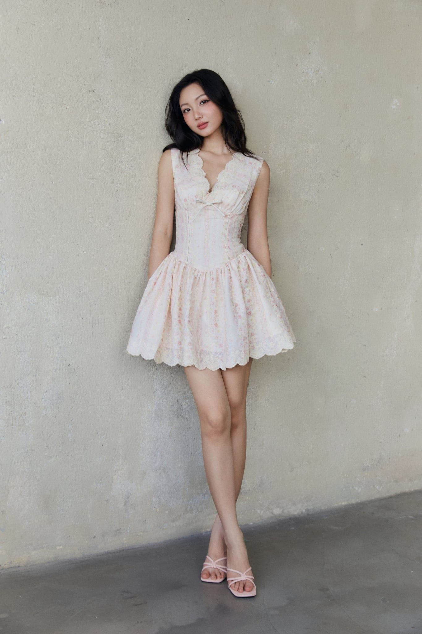  Đầm Ngắn Cổ V Rosalind Dress 