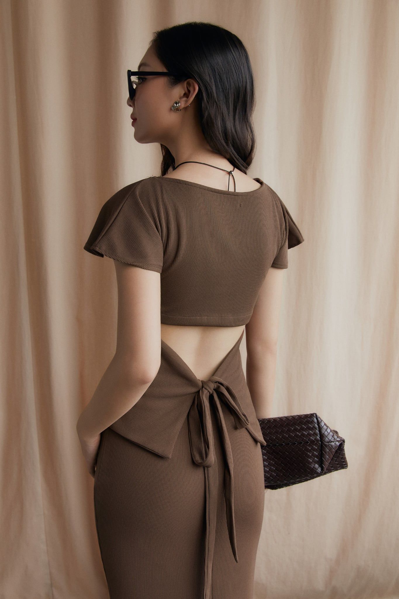 Áo Thun Flare Sleeve Back-Tie