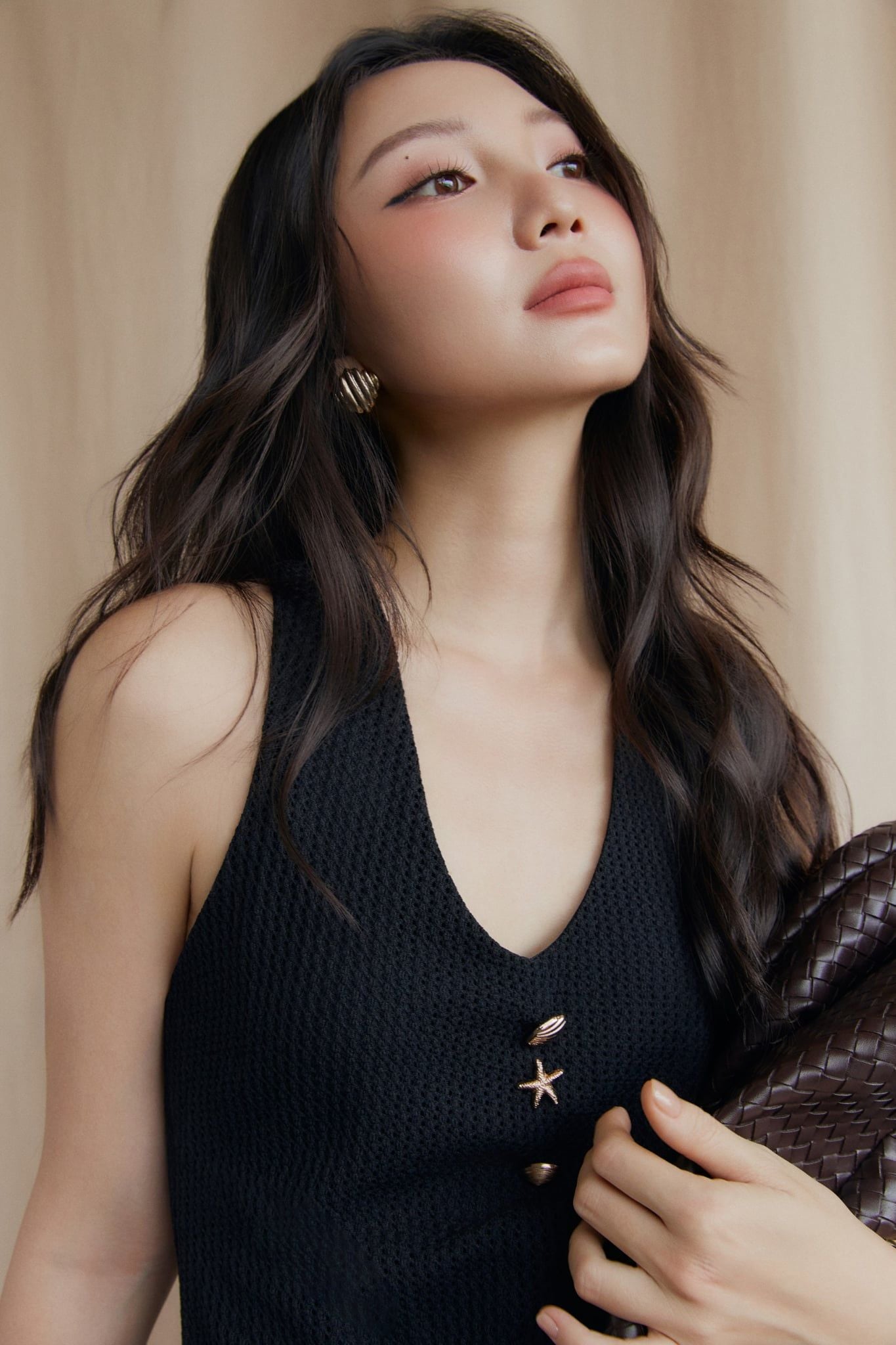 Đầm Ngắn Seashell Button Gentle