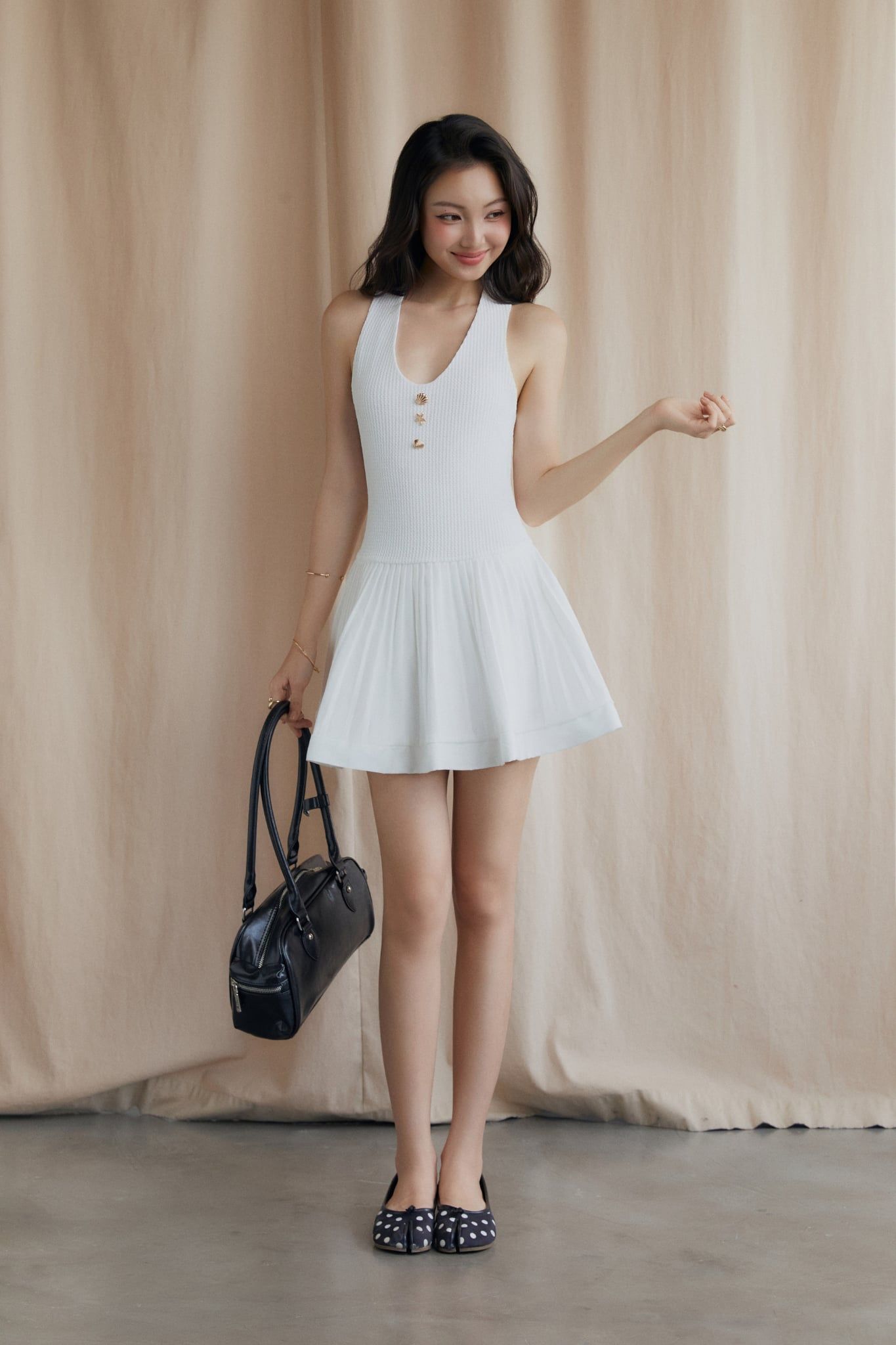 Đầm Ngắn Seashell Button Gentle
