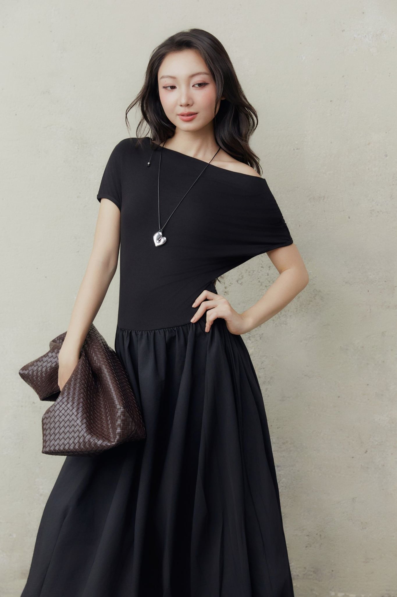 Đầm Dài Trễ Vai Form Tùng Bí Phối Vải