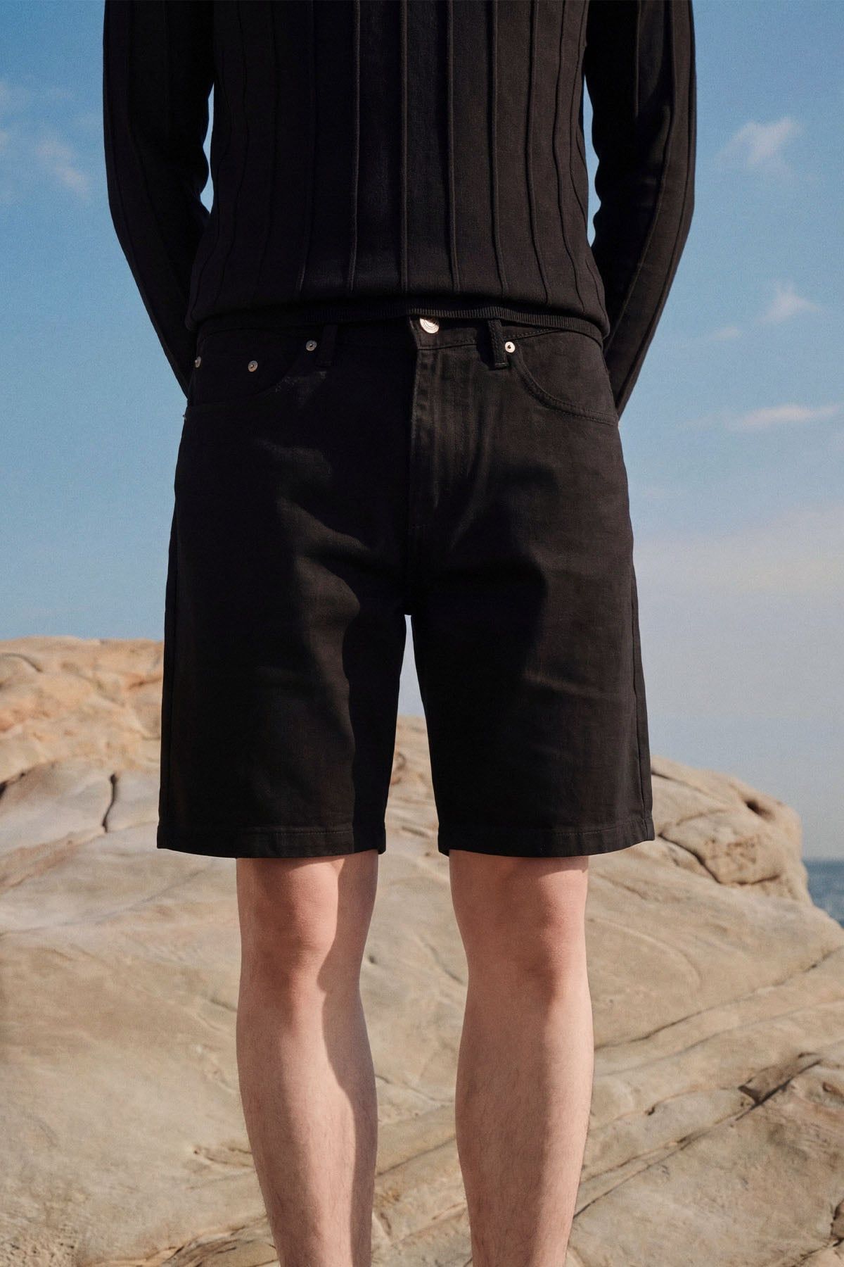  Quần Short Rayon Slimfit Black V1 