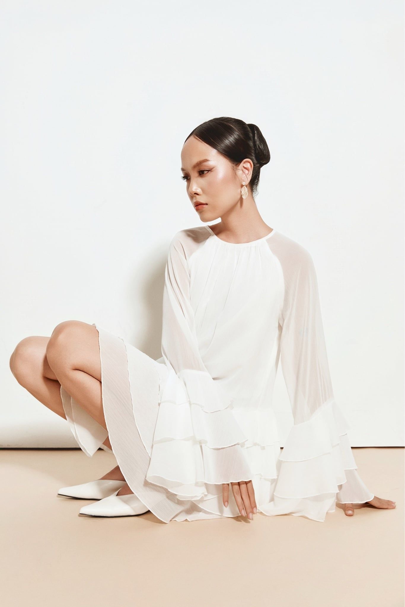 Đầm Ngắn Tơ Tay Bèo Bloom Dress