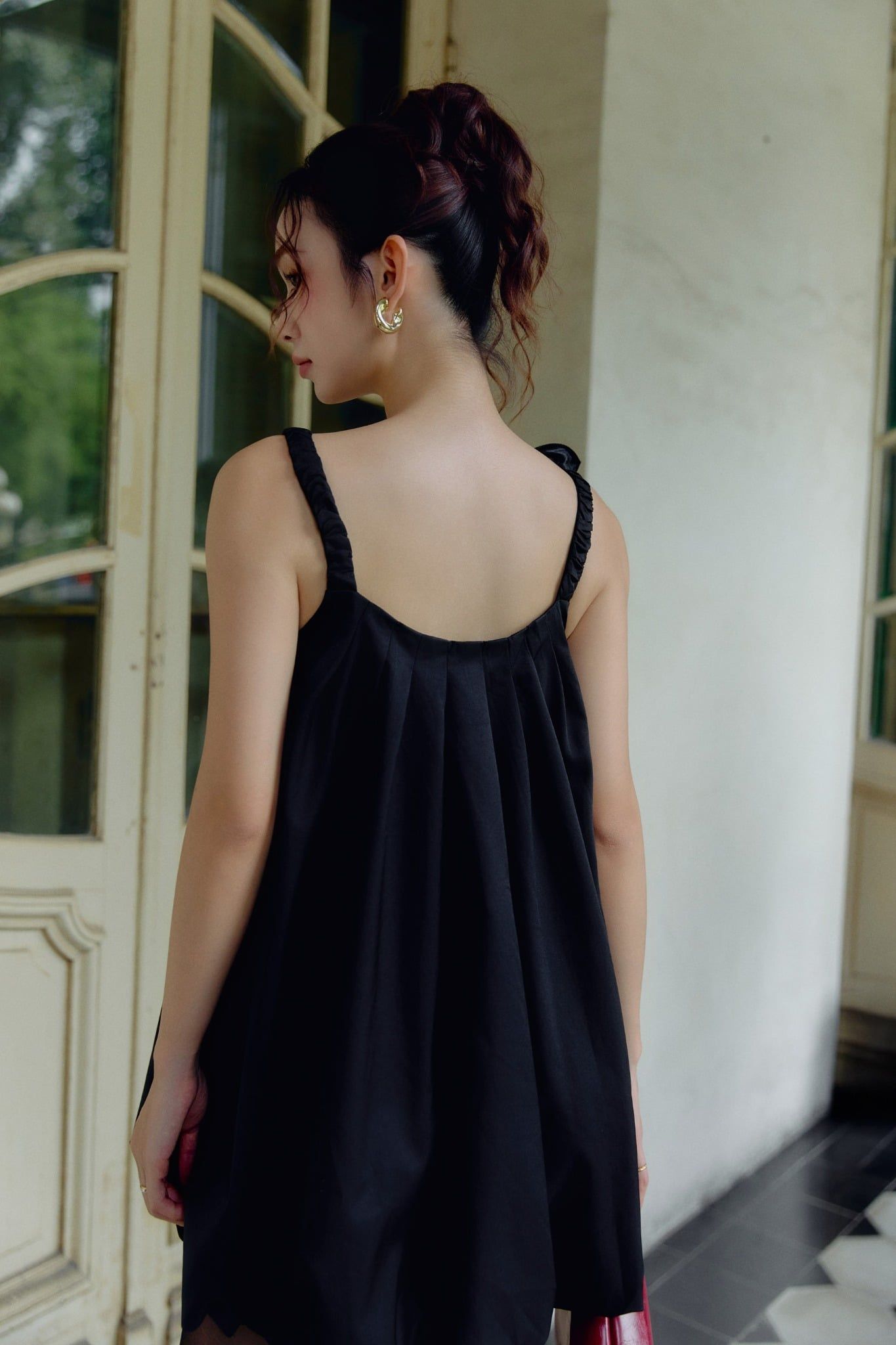 Đầm Ngắn Black White Orchid Petal