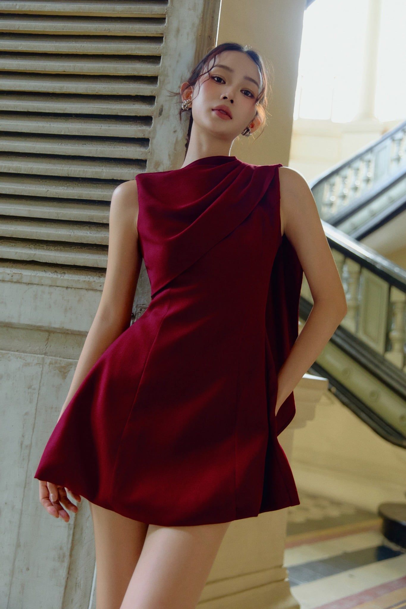 Đầm Ngắn Diag Shoulder Gentle