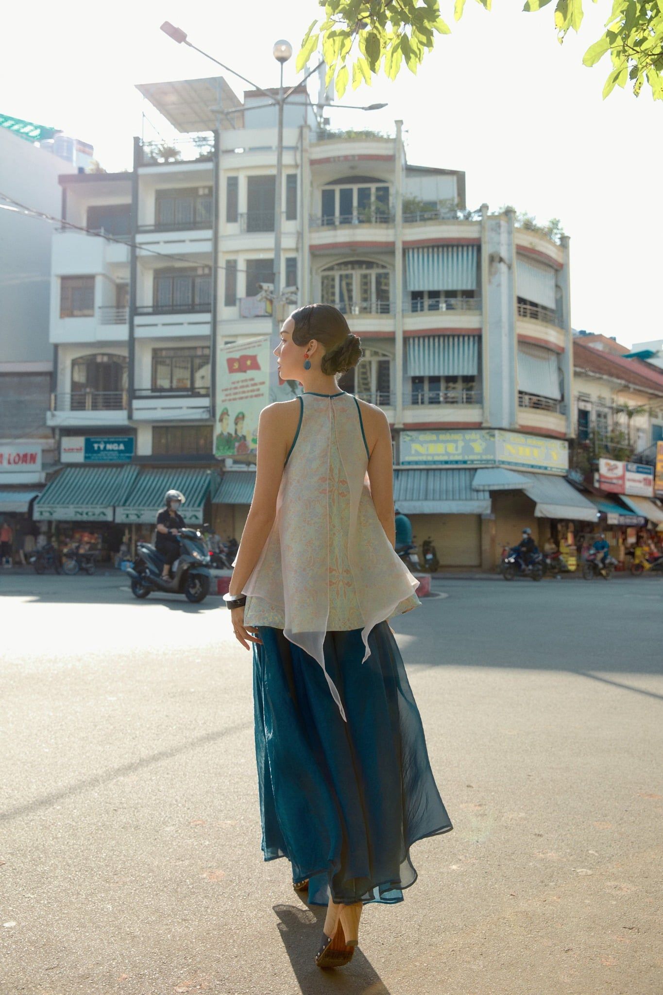 Áo Yếm Nguyệt Giao