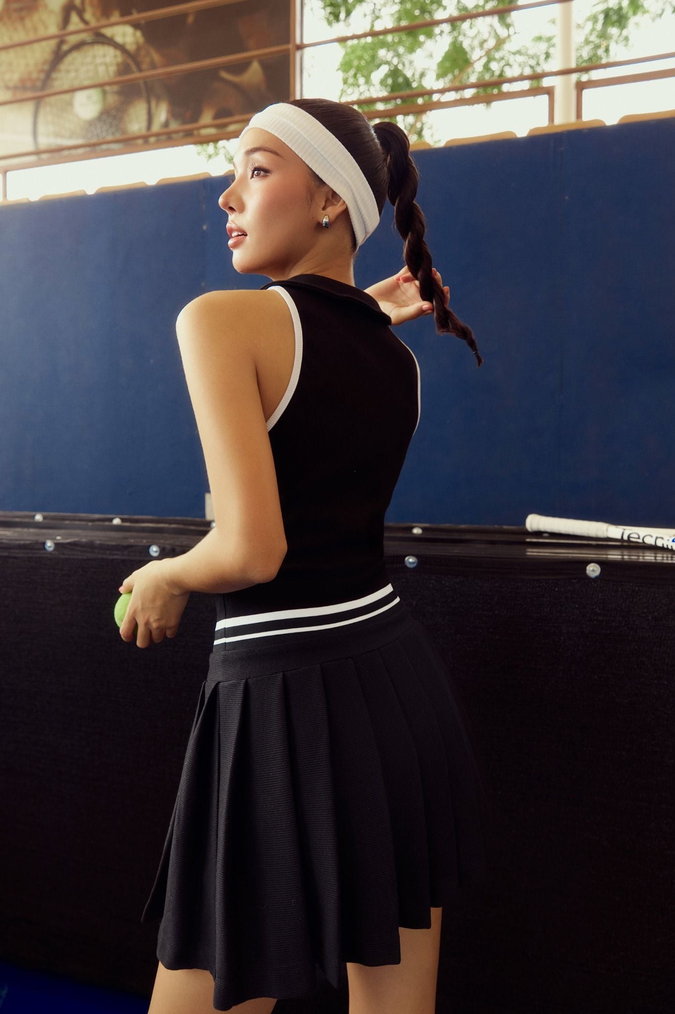 Áo Sporty Zip Collar