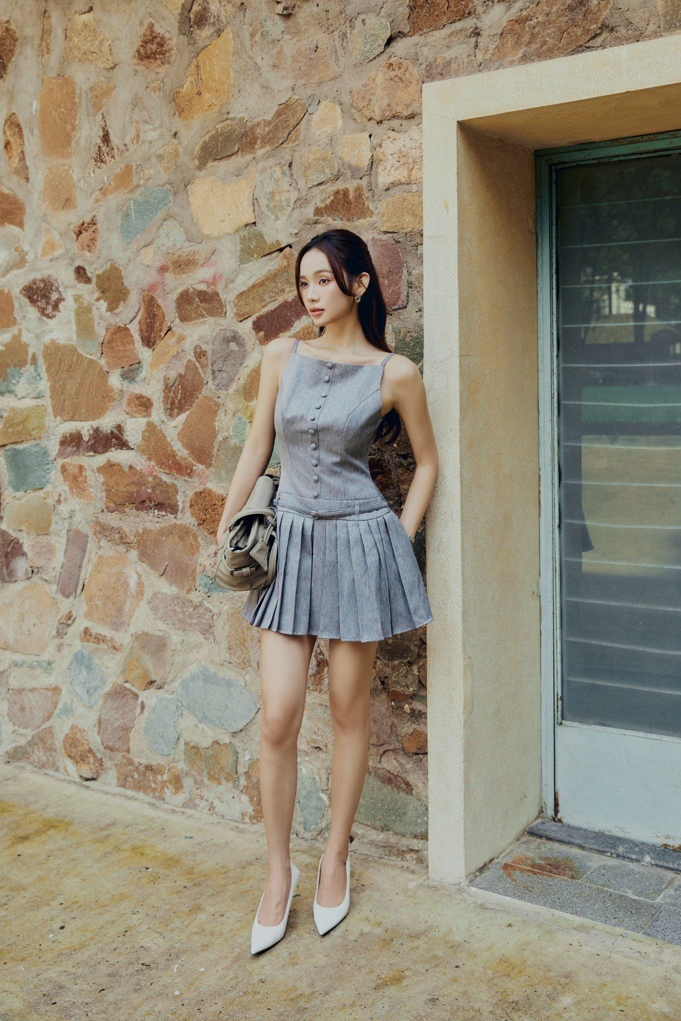 Đầm Ngắn Charm Pleated Mini