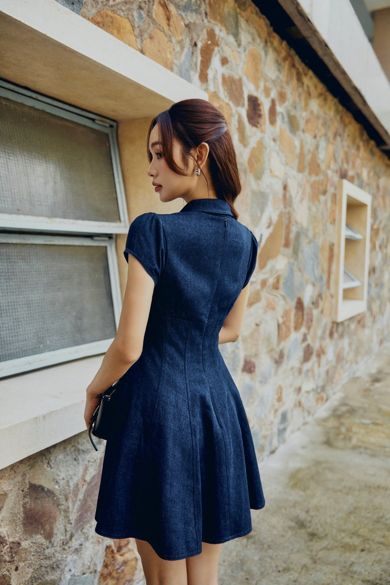 Đầm Ngắn Denim Navy Gold Buttons