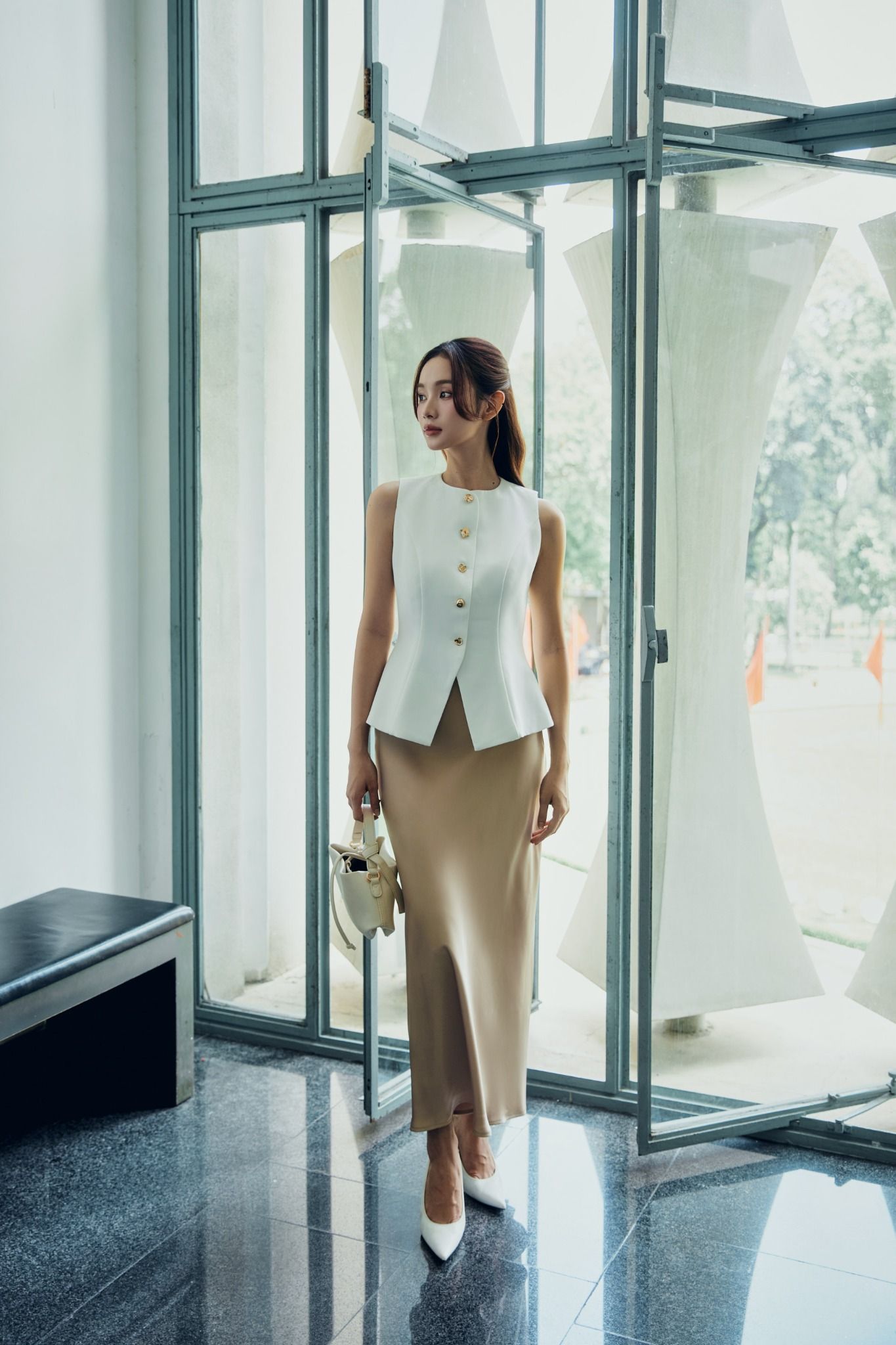 Áo Workwear Sleeveless Circleneck