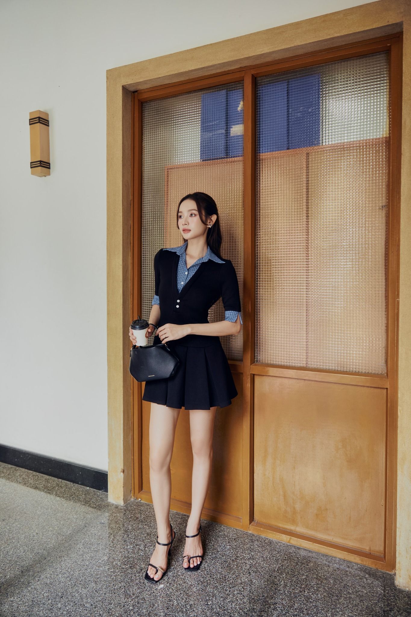 Đầm Ngắn Shirt Collar Pleat Office