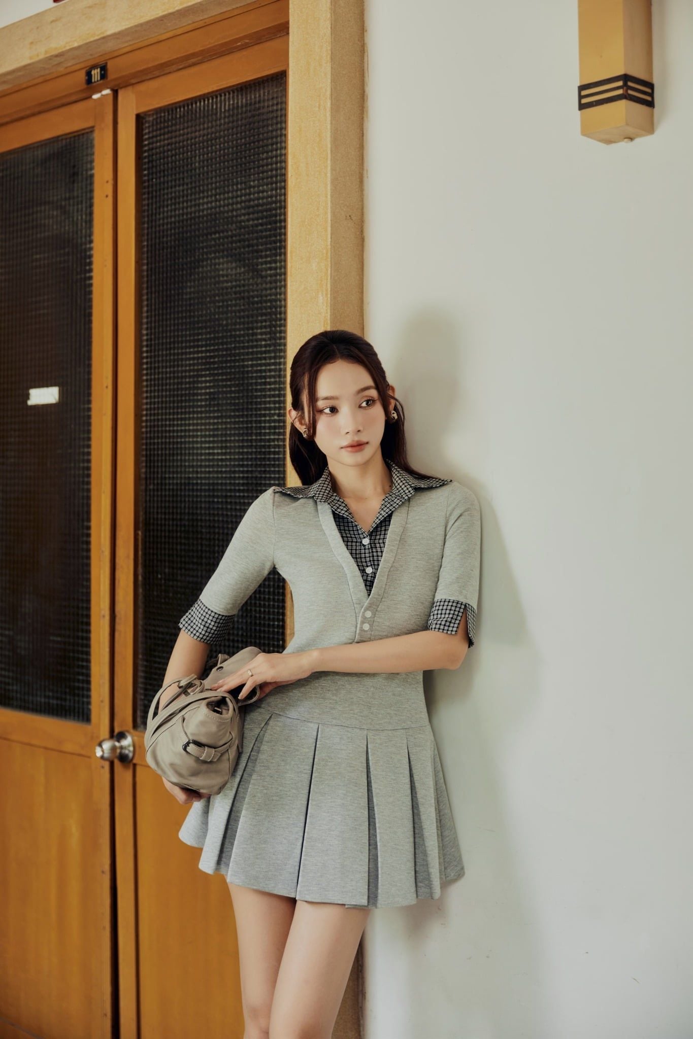 Đầm Ngắn Shirt Collar Pleat Office