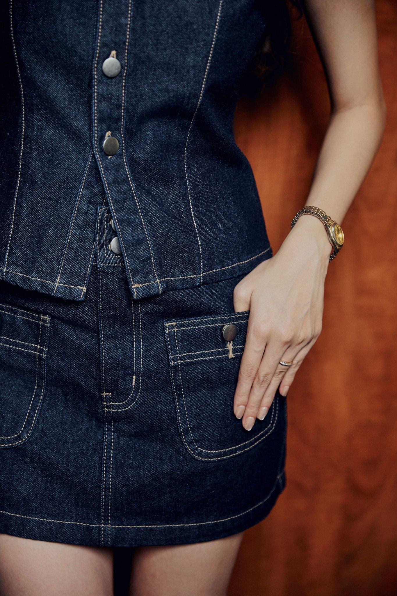 Áo Sleeveless Denim Snap