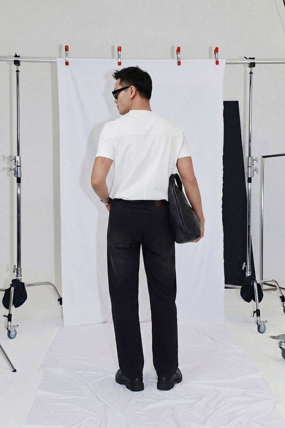 Quần Jean Văn Phòng Ống Suông Sợi Caphe Siêu Nhẹ Màu Đen Wash