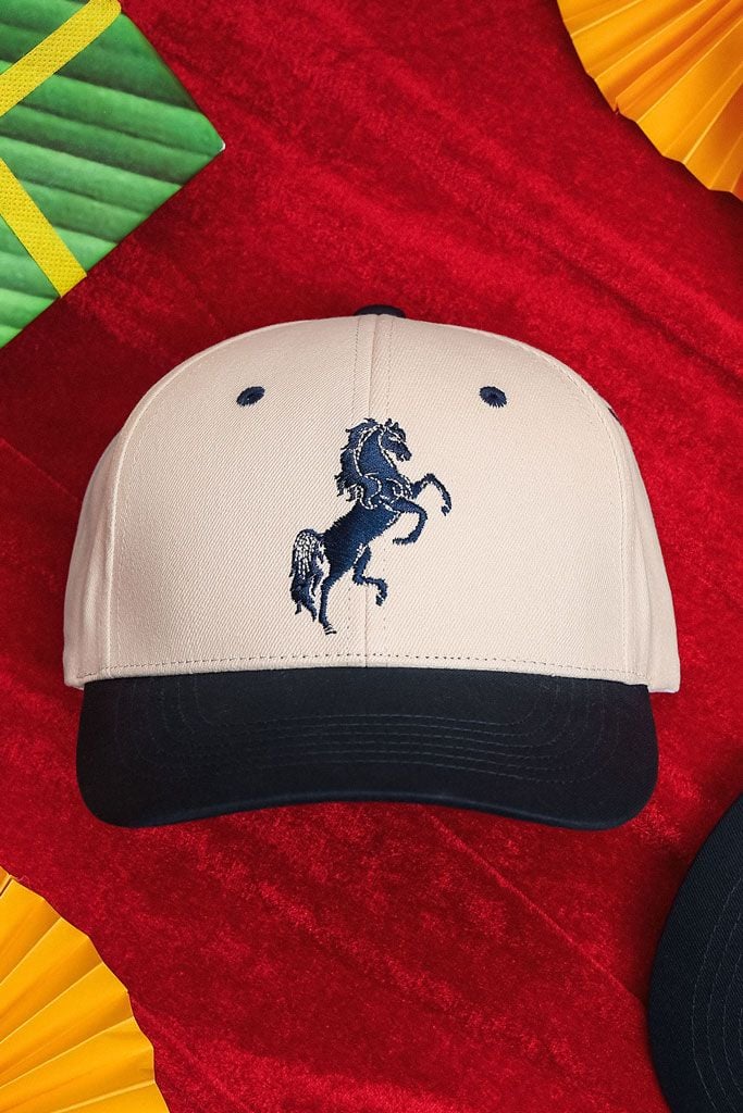  Nón Horse Navy Cream 