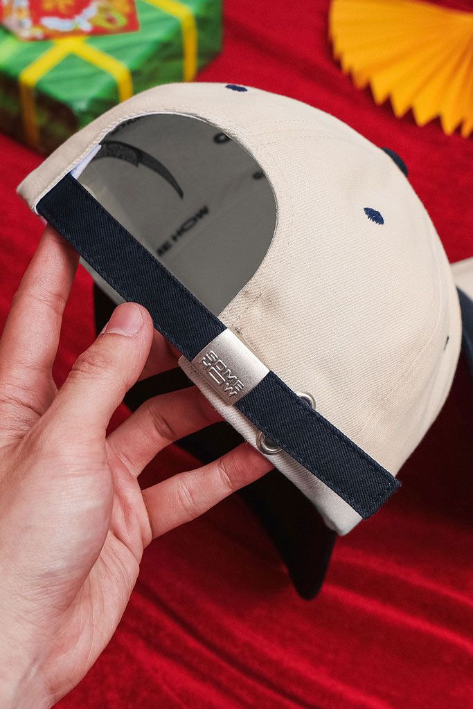 Nón Horse Navy Cream