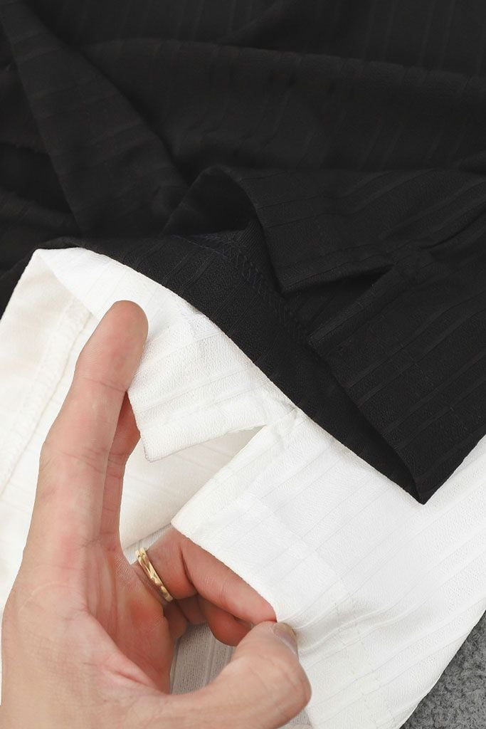 Áo Sơ Mi Relaxed Passion Black White