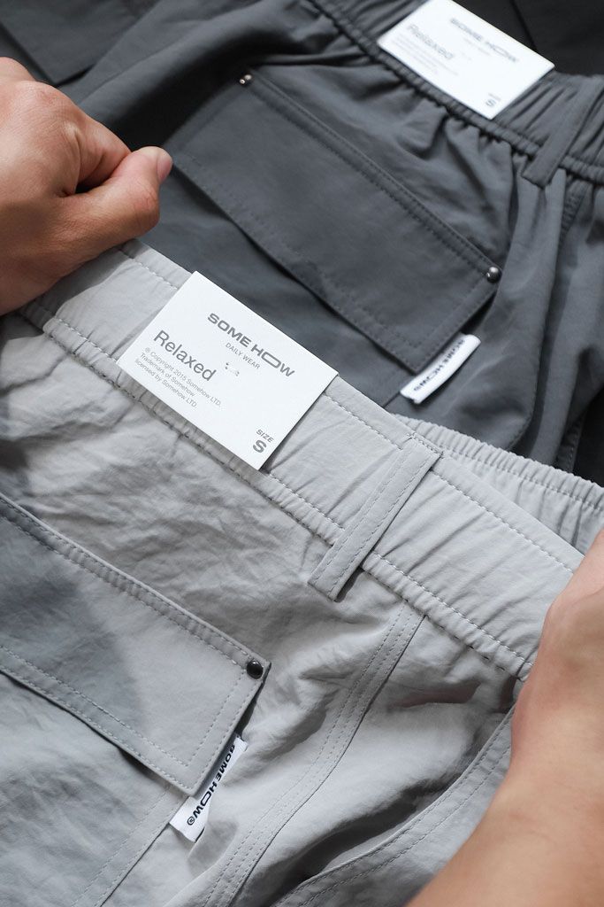 Quần Dài Relaxed Parachute Essential