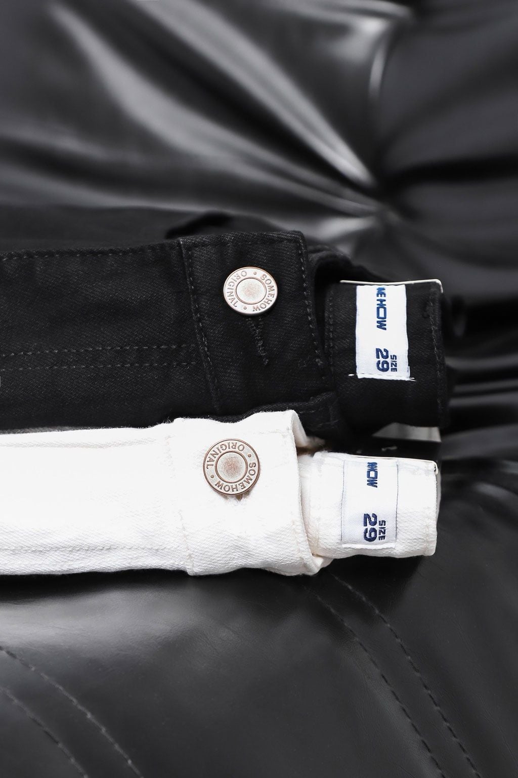 Quần Short Slimfit Denim Black White