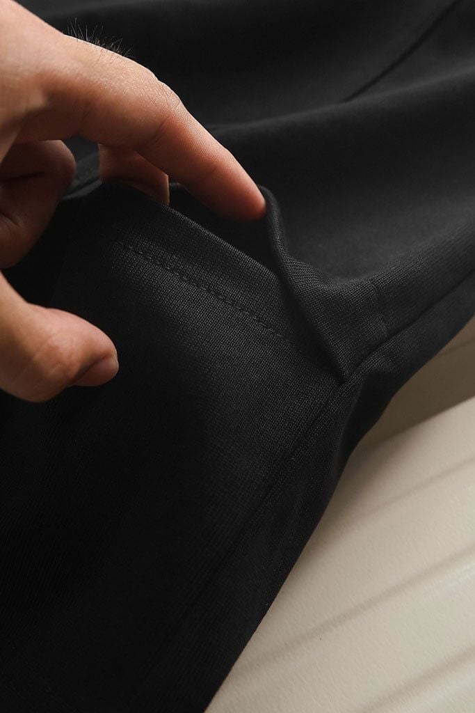 Áo Thun Robust Flap