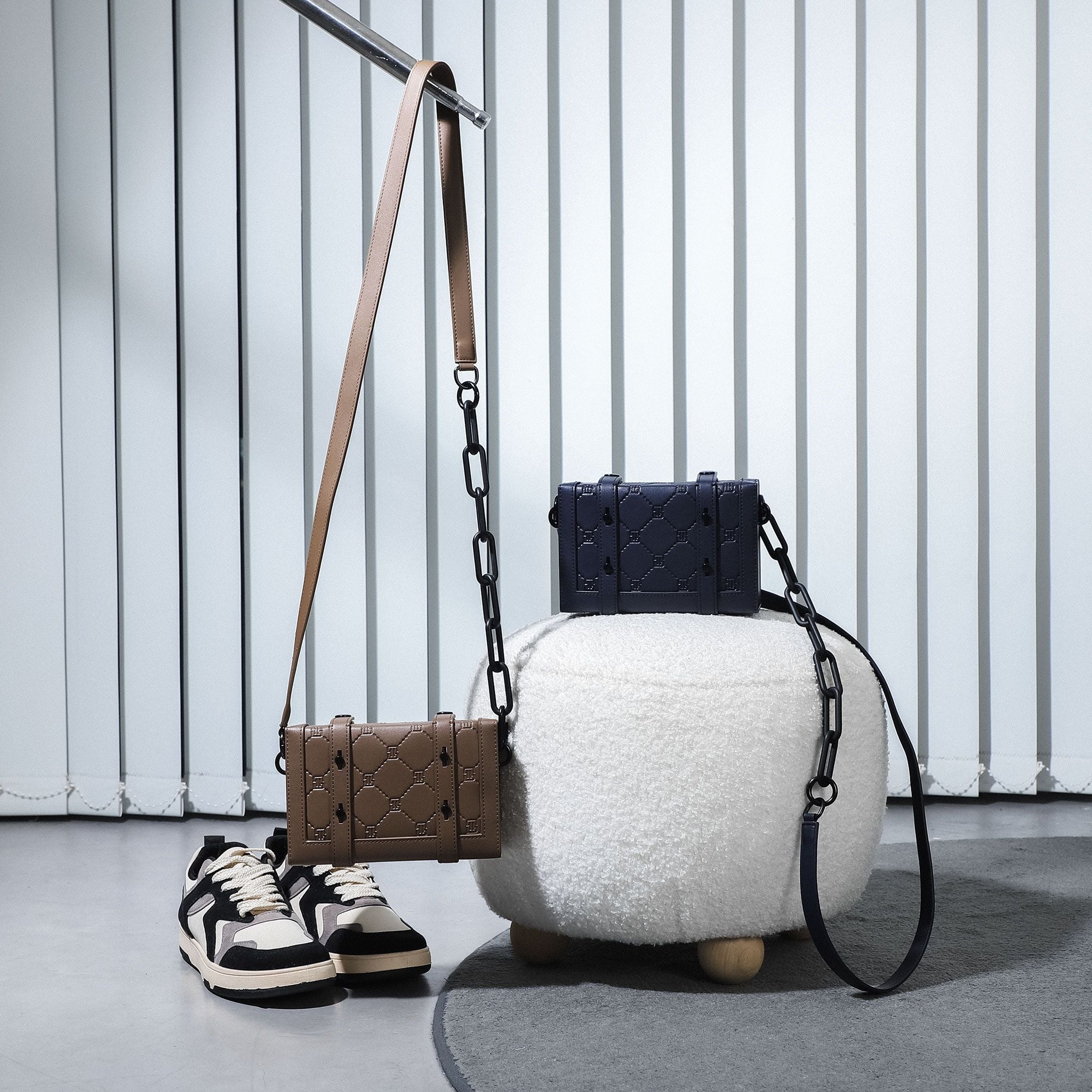 Túi Đeo Rectangle Block Geo