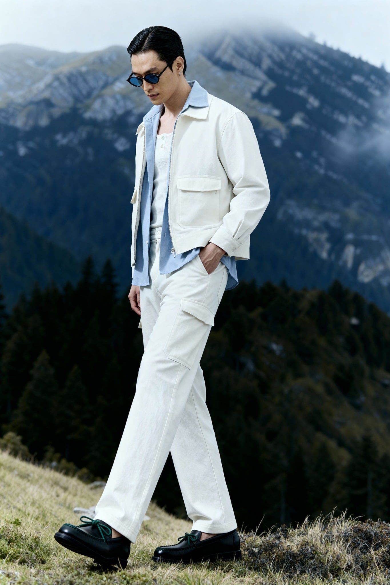 Quần Kaki Straight Cargo Essential