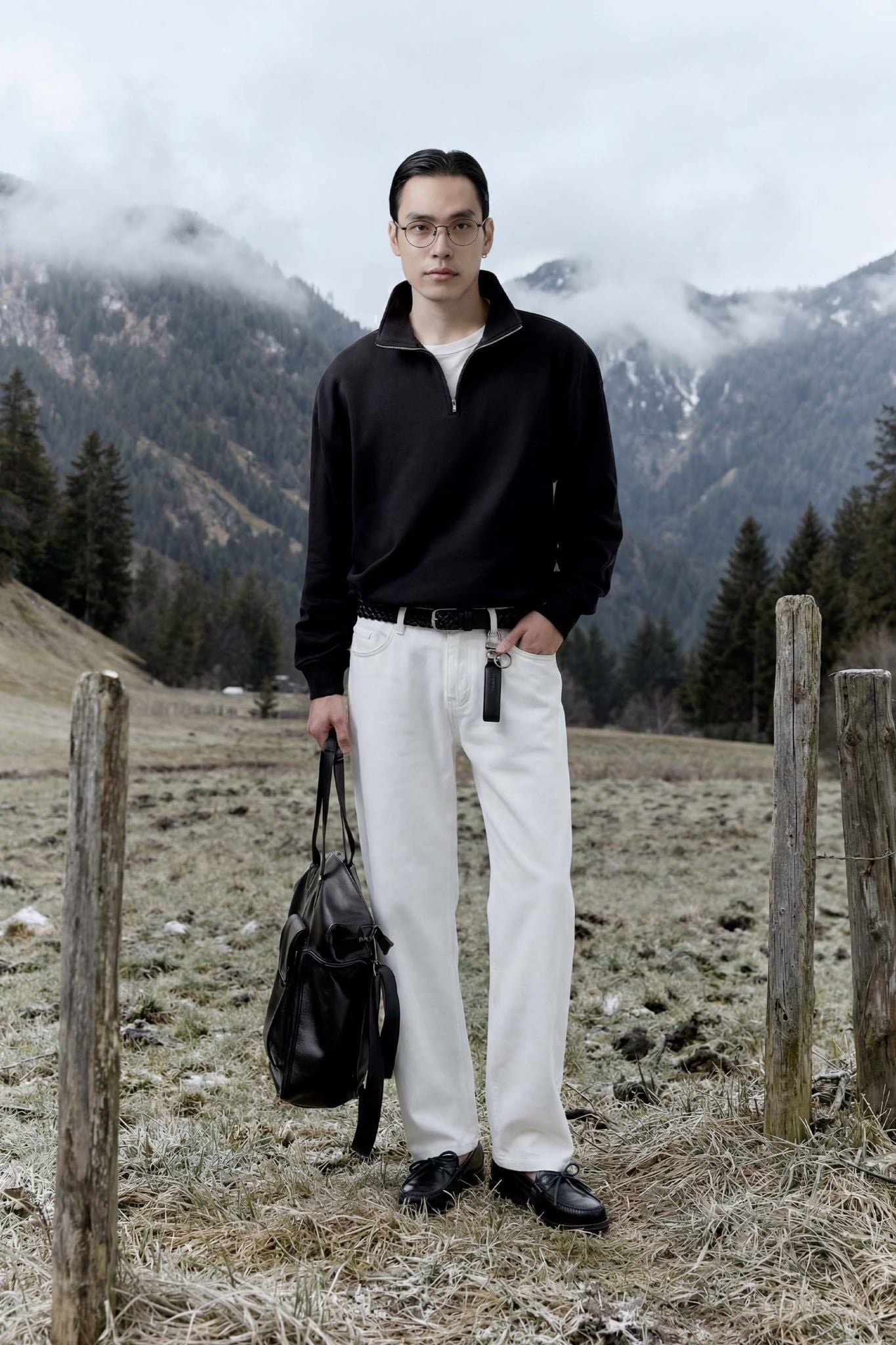 Áo Nỉ Relaxed Zipper Collar Essential