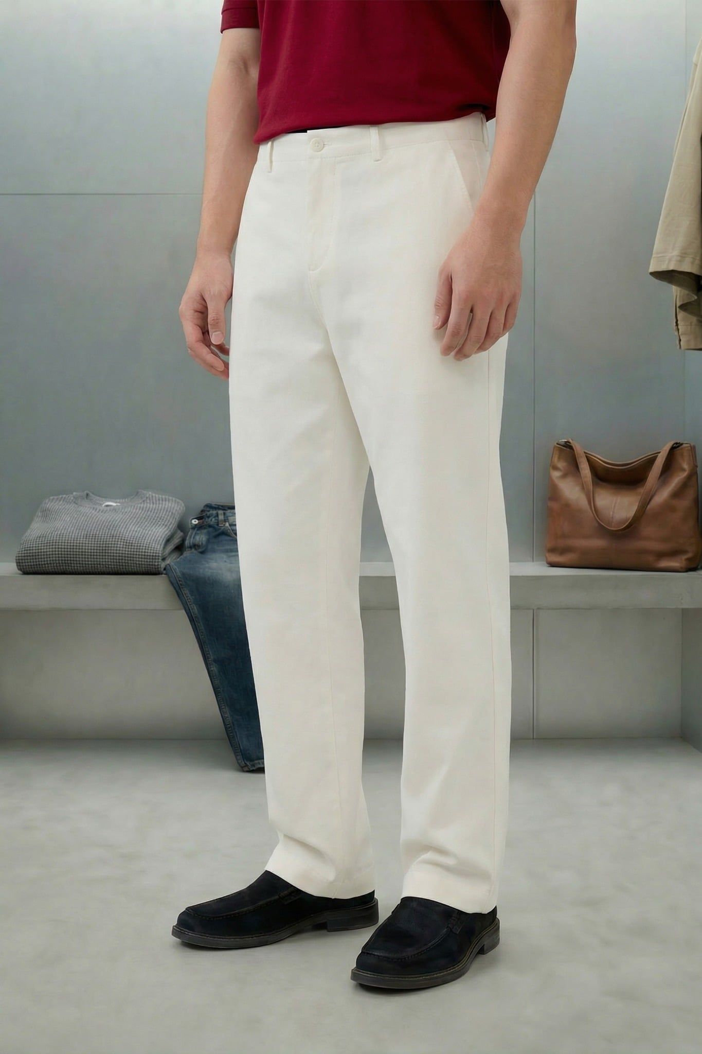 Quần Kaki Straight Essential Pant