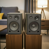 Loa sân khấu V255 (số lượng 1 loa): công suất 255w, loa bass 30 cm, loa mid 14.5 cm, treble 10 cm, kích thước rộng 38 cm, cao 57 cm, sâu 32 cm, bảo hành dài hạn 5 năm.