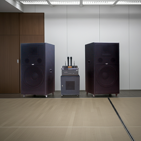 Dàn âm thanh hội trường, sân khấu V558 Goldsound: Đẩy 2000w Goldsound + 2 loa Goldsound V558PU + 1 Micro không dây + 1 vang cơ, bảo hành dài hạn 5 năm.