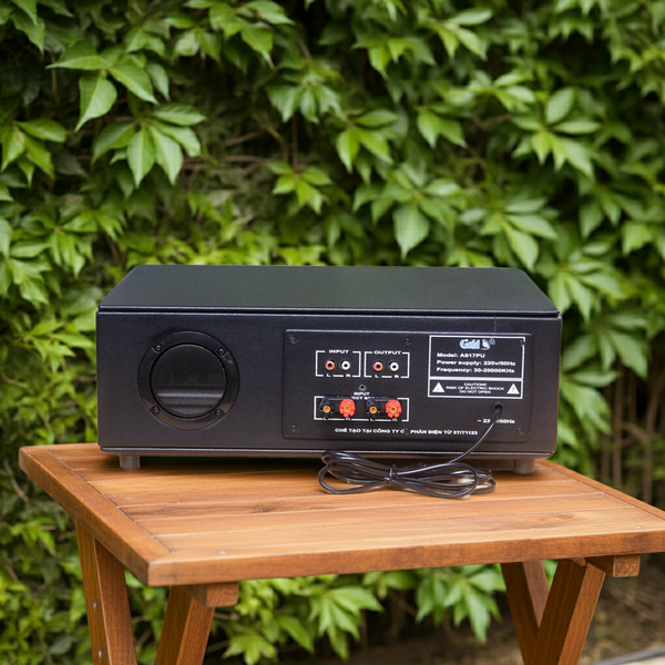 Dàn loa sân vườn: Amply A917PU-2K 2 vùng âm lượng 1200w + 4 loa ngoài trời V130NT màu trắng 130w, loa được thiết kế riêng cho quán, bật lớn không tạp âm, miễn phí công lắp đặt, bảo hành 12 tháng