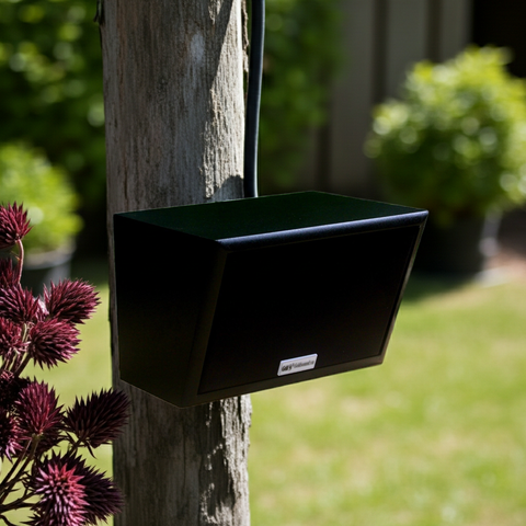 Loa chống nước quán cafe sân vườn Goldsound V40NT (ngoài trời)(số lượng 01 loa), công suất 40w, thiết kế chống nước, loa bass 4 inch, kích thước rộng 23 cm, cao 17 cm, sâu 20 cm, bảo hành 12 tháng.