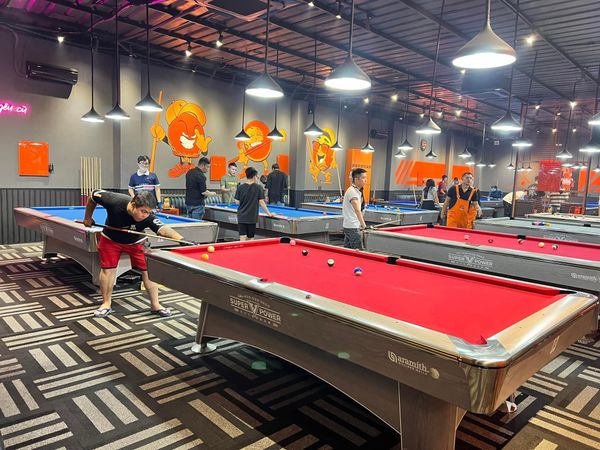 Loa treo tường phát nhạc nền cho Wings Billiard Club, TP.HCM, loa được thiết kế riêng cho quán, bật lớn không tạp âm, miễn phí công lắp đặt, bảo hành dài hạn 5 năm
