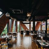 Loa treo tường phát nhạc nền cho nhà hàng La Haye (CAN THO), Cần Thơ, loa được thiết kế riêng cho quán, bật lớn không tạp âm, miễn phí công lắp đặt, bảo hành dài hạn 5 năm