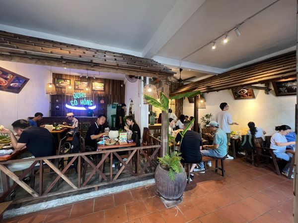 Loa quán cafe, phát nhạc nền tự động cho Quán Cô Hồng, Đà Nẵng, loa được thiết kế riêng cho quán, bật lớn không tạp âm, miễn phí công lắp đặt, bảo hành dài hạn 5 năm