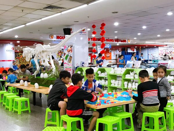 Loa treo tường thông báo, phát nhạc nền tự động cho BABAMAMA, TP Huế, loa được thiết kế riêng cho quán, bật lớn không tạp âm, miễn phí công lắp đặt, bảo hành dài hạn 5 năm