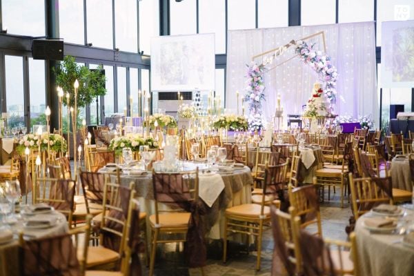 Top 1 dòng loa chuyên cho nhà hàng tiệc cưới cho phòng dưới 1000 m2