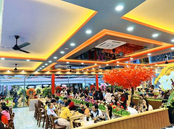 Loa âm trần phát nhạc nền, thông báo cho Mì Cay SEOUL Thủ Thừa, Long An, loa được thiết kế riêng cho quán, bật lớn không tạp âm, miễn phí công lắp đặt, bảo hành dài hạn 5 năm