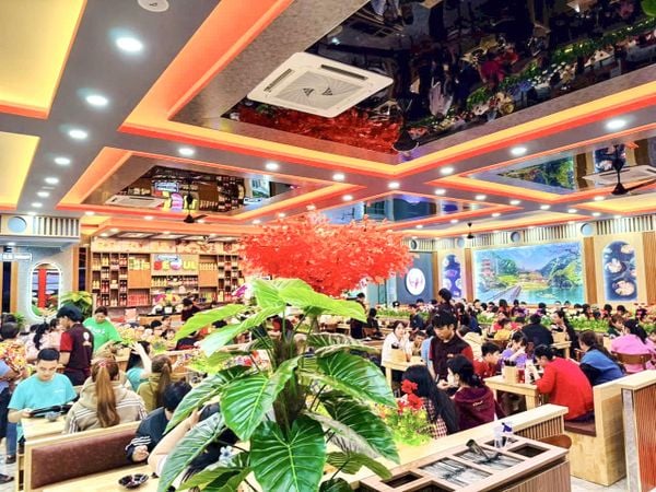 Loa âm trần phát nhạc nền, thông báo cho Mì Cay SEOUL Thủ Thừa, Long An, loa được thiết kế riêng cho quán, bật lớn không tạp âm, miễn phí công lắp đặt, bảo hành dài hạn 5 năm
