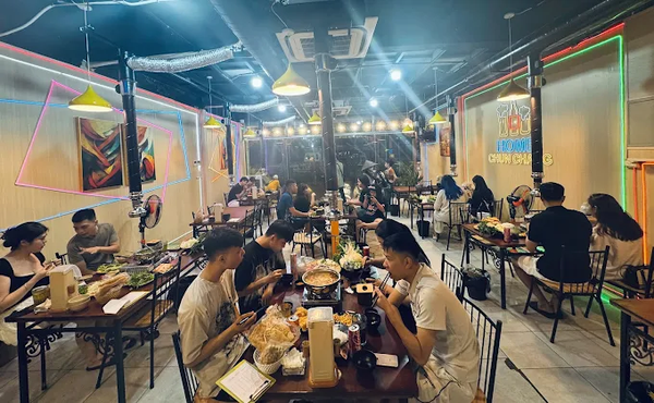 Loa treo tường cho Lẩu Bò Nhúng Dấm Chun Chang 2, Hà Nội, loa được thiết kế riêng cho quán, bật lớn không tạp âm, miễn phí công lắp đặt, bảo hành dài hạn 5 năm