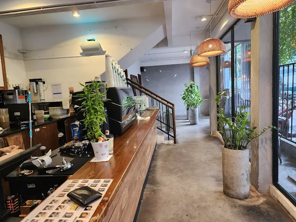 Loa treo tường thông báo, phát nhạc nền tự động Goldsound cho Kai Coffee - Nguyễn Oanh, loa được thiết kế riêng cho quán, bật lớn không tạp âm, miễn phí công lắp đặt, bảo hành dài hạn 5 năm