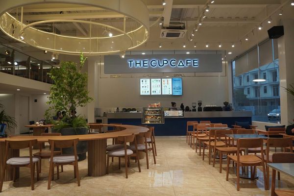 Loa treo tường phát nhạc nền cho The Cup Cafe Phúc Đạt, Bình Dương, loa được thiết kế riêng cho quán, bật lớn không tạp âm, miễn phí công lắp đặt, bảo hành dài hạn 5 năm