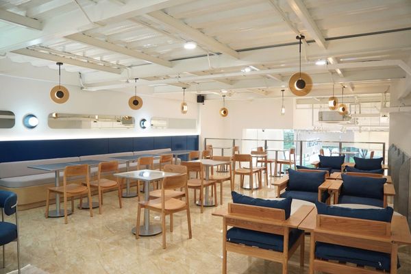 Loa treo tường phát nhạc nền cho The Cup Cafe Phúc Đạt, Bình Dương, loa được thiết kế riêng cho quán, bật lớn không tạp âm, miễn phí công lắp đặt, bảo hành dài hạn 5 năm