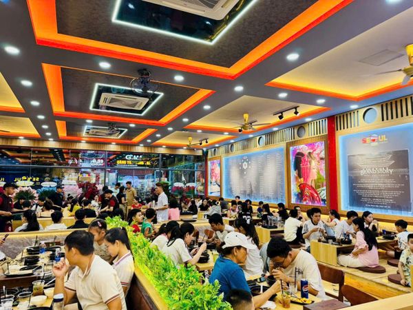 Loa cho nhà hàng Mì Cay SEOUL Nam Phước, Đà Nẵng, loa được thiết kế riêng cho quán, bật lớn không tạp âm, miễn phí công lắp đặt, bảo hành dài hạn 5 năm