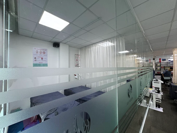 Loa cho Trung tâm Y học Cổ truyền An Nhiên, loa được thiết kế riêng cho quán, bật lớn không tạp âm, miễn phí công lắp đặt, bảo hành dài hạn 5 năm