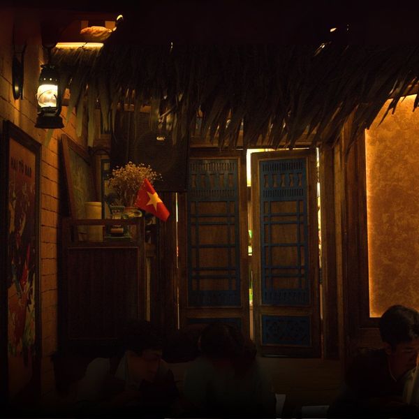 Loa quán bar, hát sân khấu Gold4Acoustic cho HAI TÔ BAR, TP.HCM, loa được thiết kế riêng cho quán, bật lớn không tạp âm, miễn phí công lắp đặt, bảo hành dài hạn 5 năm