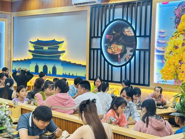 Loa cho nhà hàng Mì Cay SEOUL Tân Hiệp, Tiền Giang, loa được thiết kế riêng cho quán, bật lớn không tạp âm, miễn phí công lắp đặt, bảo hành dài hạn 5 năm