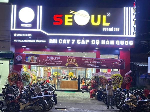 Loa cho nhà hàng Mì Cay SEOUL Tân Hiệp, Tiền Giang, loa được thiết kế riêng cho quán, bật lớn không tạp âm, miễn phí công lắp đặt, bảo hành dài hạn 5 năm